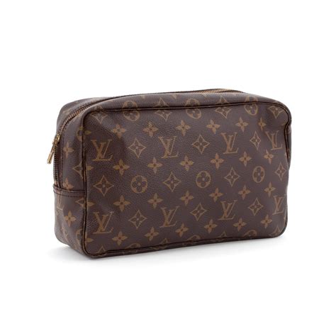 louis vuitton wash bag.